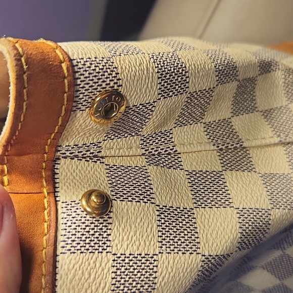 LV Hampstead PM in Damier Azur - Picture 7 of 17